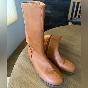 Girls Old Navy Boots size 4